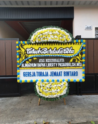 Papan Bunga Duka di Bangunharjo